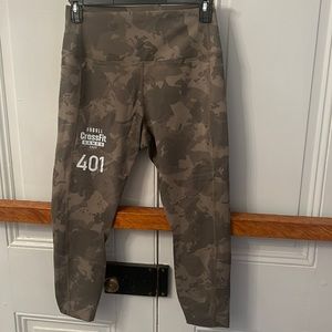 NOBULL NWOT Camo CrossFit Game Leggings Large